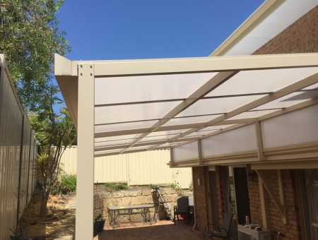 Raised-Flat-Patio-with-Multiwall-Roof-Sheets